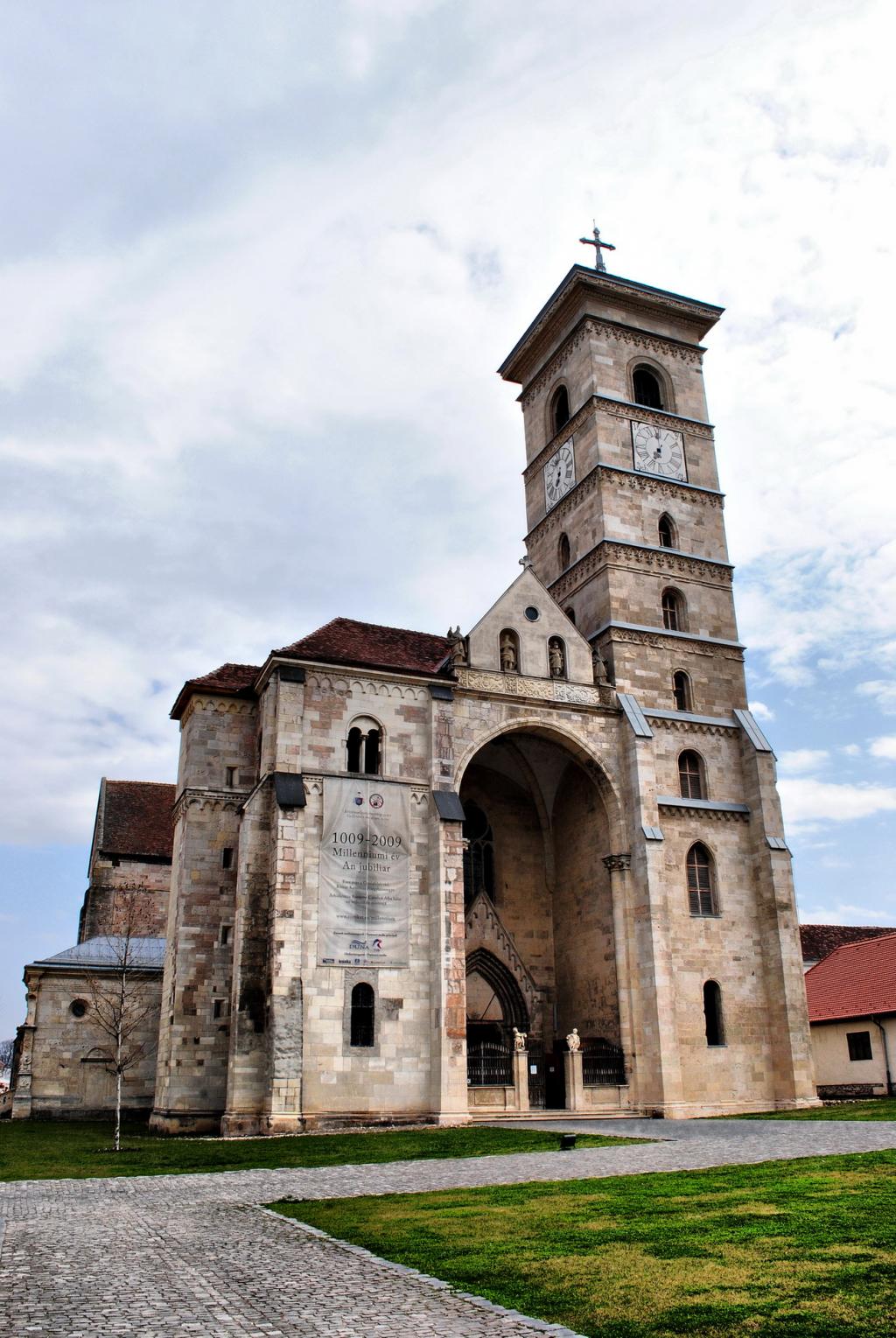 Catedrala Romano-Catolica Sfântul Mihail