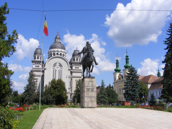 Statuia lui Avram Iancu din Targu-Mures